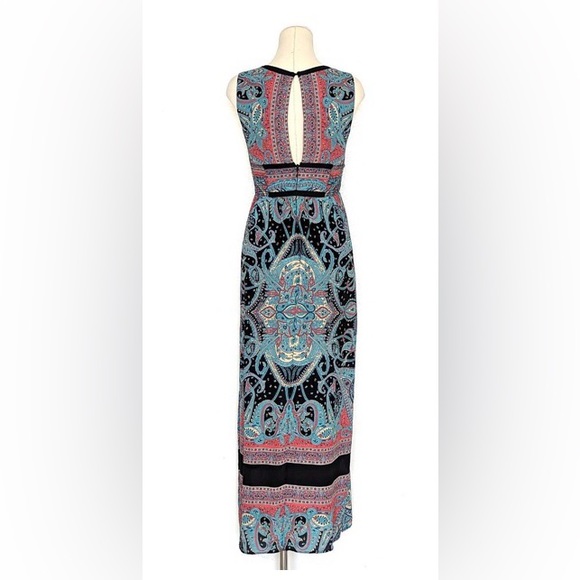 BCBG MaxAzria Elyza Deep V Maxi Dress - Picture 2 of 13
